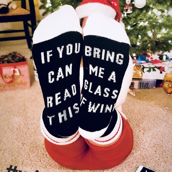 Posh Ambassador who loves 👗👙👠👡👢👟🧣👛🕶🎒🍸 - Picture 4 of 5